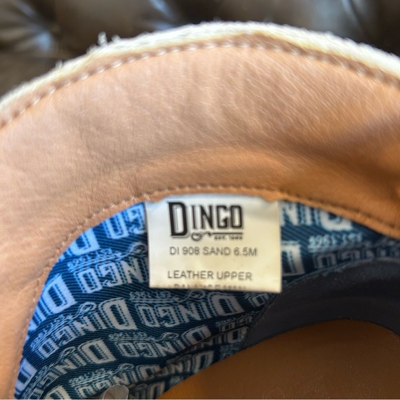 Dingo Cream Ankle Booties with Fringe Detail size 6.5 - Picture 6 of 11